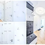 Апартаменты Family Luxury Wonder Heaven Apartment, 50m M Cassino Street, First - 3 Bedrooms&studio, Second - 2 Bedrooms&studio, Private Parking W Cenie, Summerwinter Brand