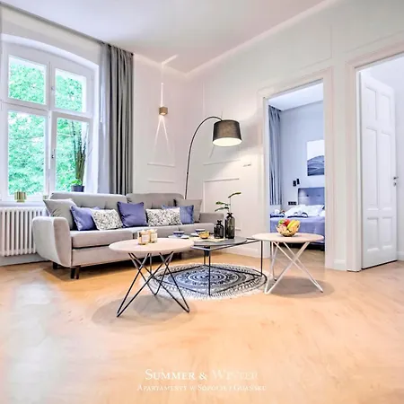 Summerwinter - 2 Luxury Wonder & Heaven Apartaments, 100m M Cassino - 2 Or 3 Bedrooms & Sofa, Parking Апартаменты Сопот