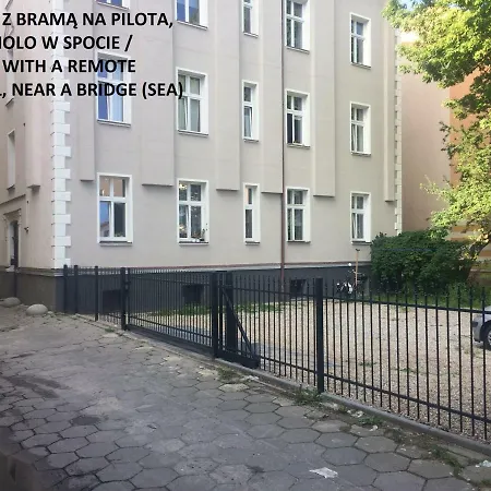 Family Luxury Wonder Heaven Apartment, 50m M Cassino Street, First - 3 Bedrooms&studio, Second - 2 Bedrooms&studio, Private Parking W Cenie, Summerwinter Brand Sopot