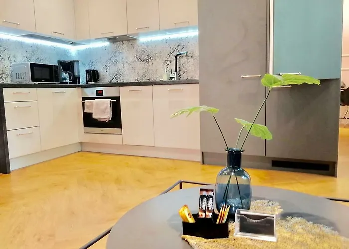 Family Luxury Wonder Heaven Apartment, 50m M Cassino Street, First - 3 Bedrooms&studio, Second - 2 Bedrooms&studio, Private Parking W Cenie, Summerwinter Brand ソポト